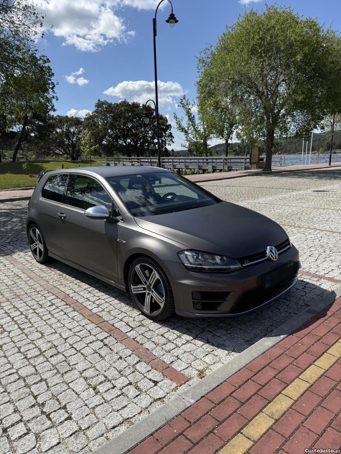 Volkswagen Golf R 2.0 — fotografia 6