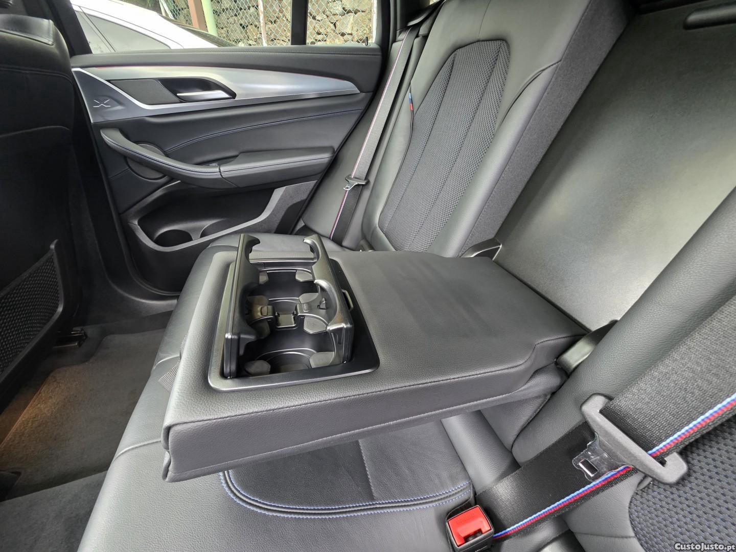 BMW X4 M40 d Auto — fotografia 47