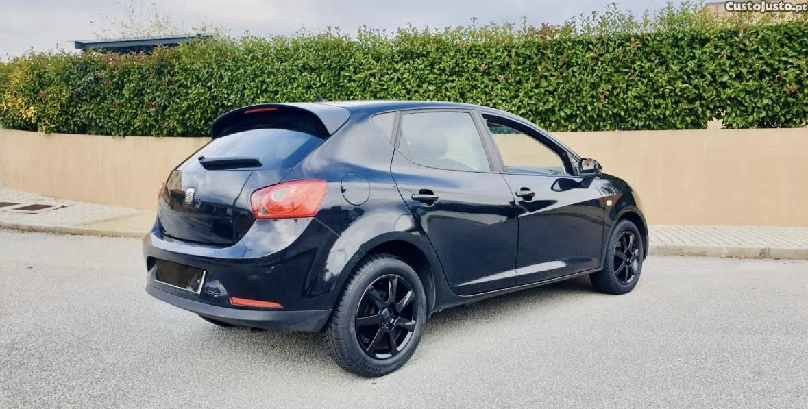 SEAT Ibiza 1.2Tdi — fotografia 8