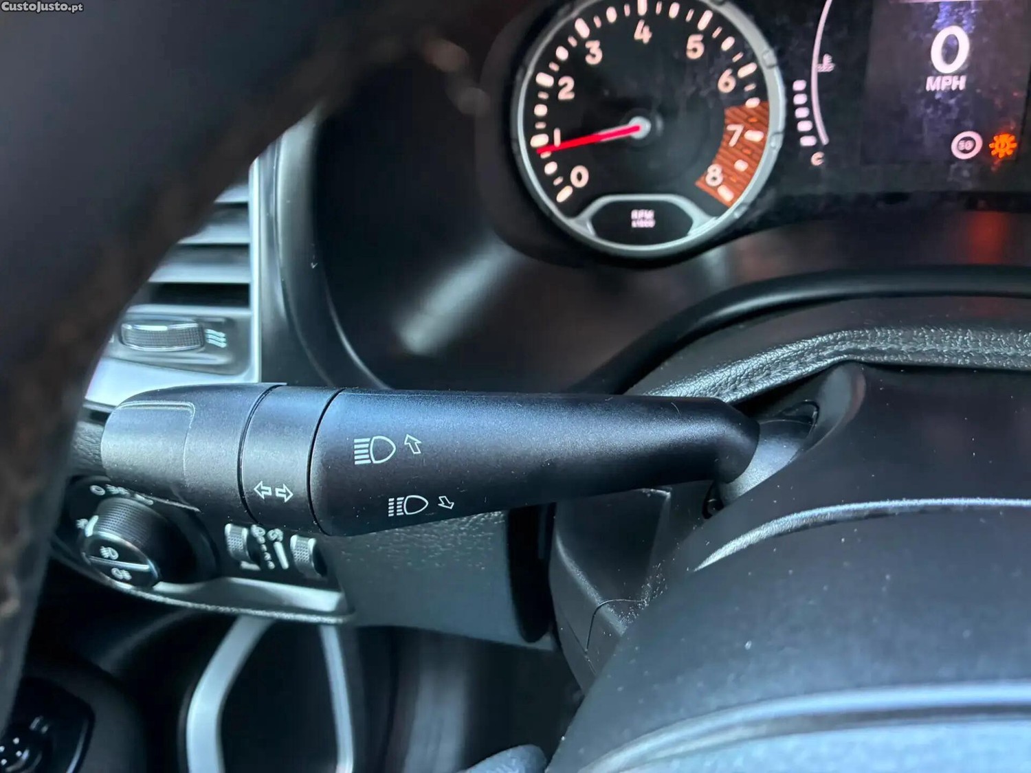 Jeep Renegade 1.0 T Longitude — fotografia 17