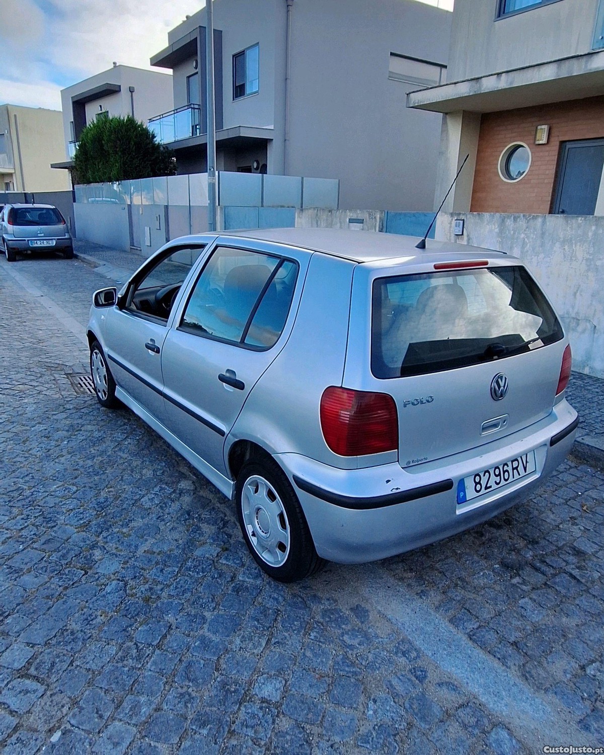 Volkswagen Polo 1.0 com teto panorâmico automático — fotografia 9