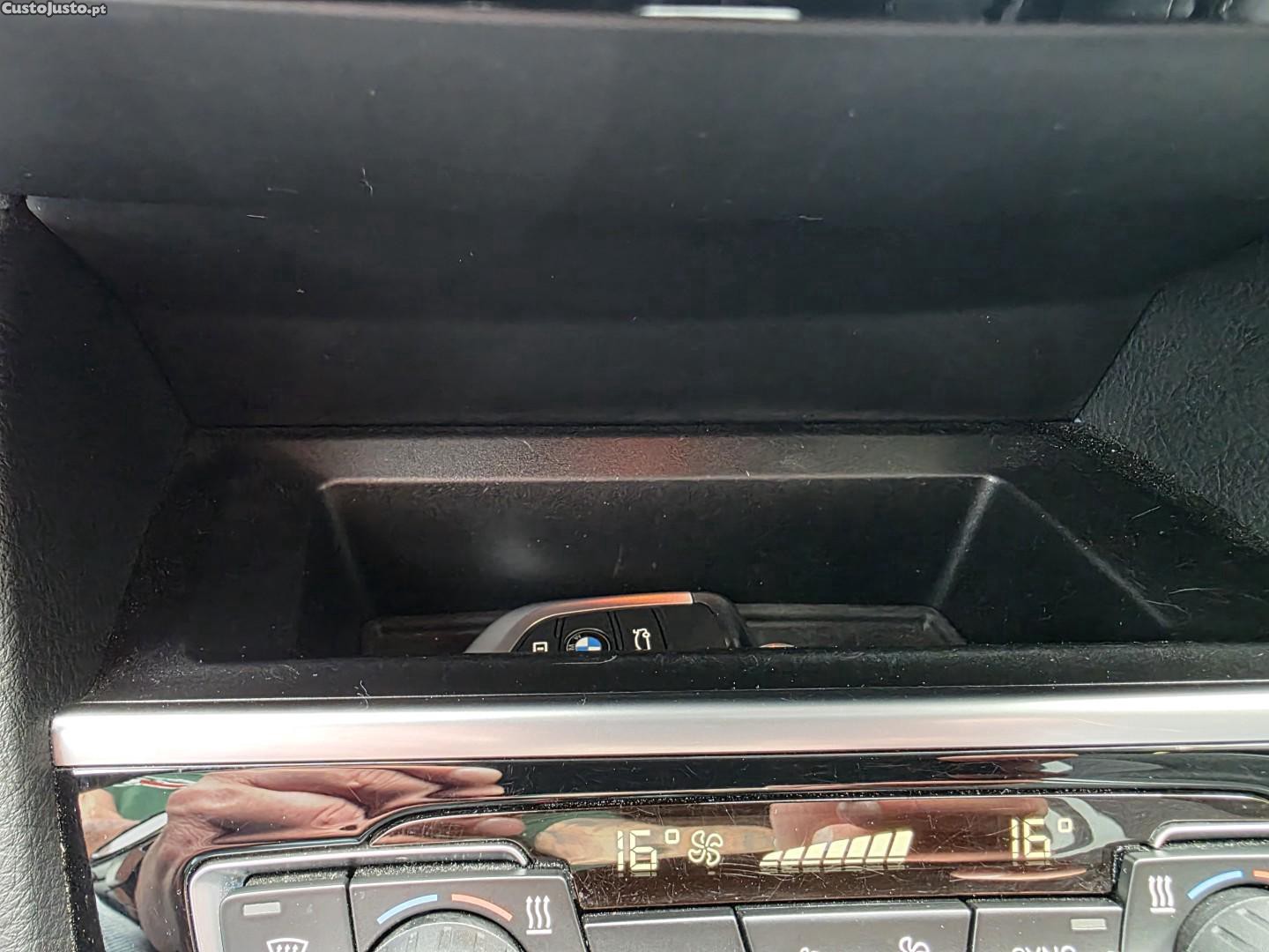 BMW 216 Gran Tourer d 7L Line Sport — fotografia 19