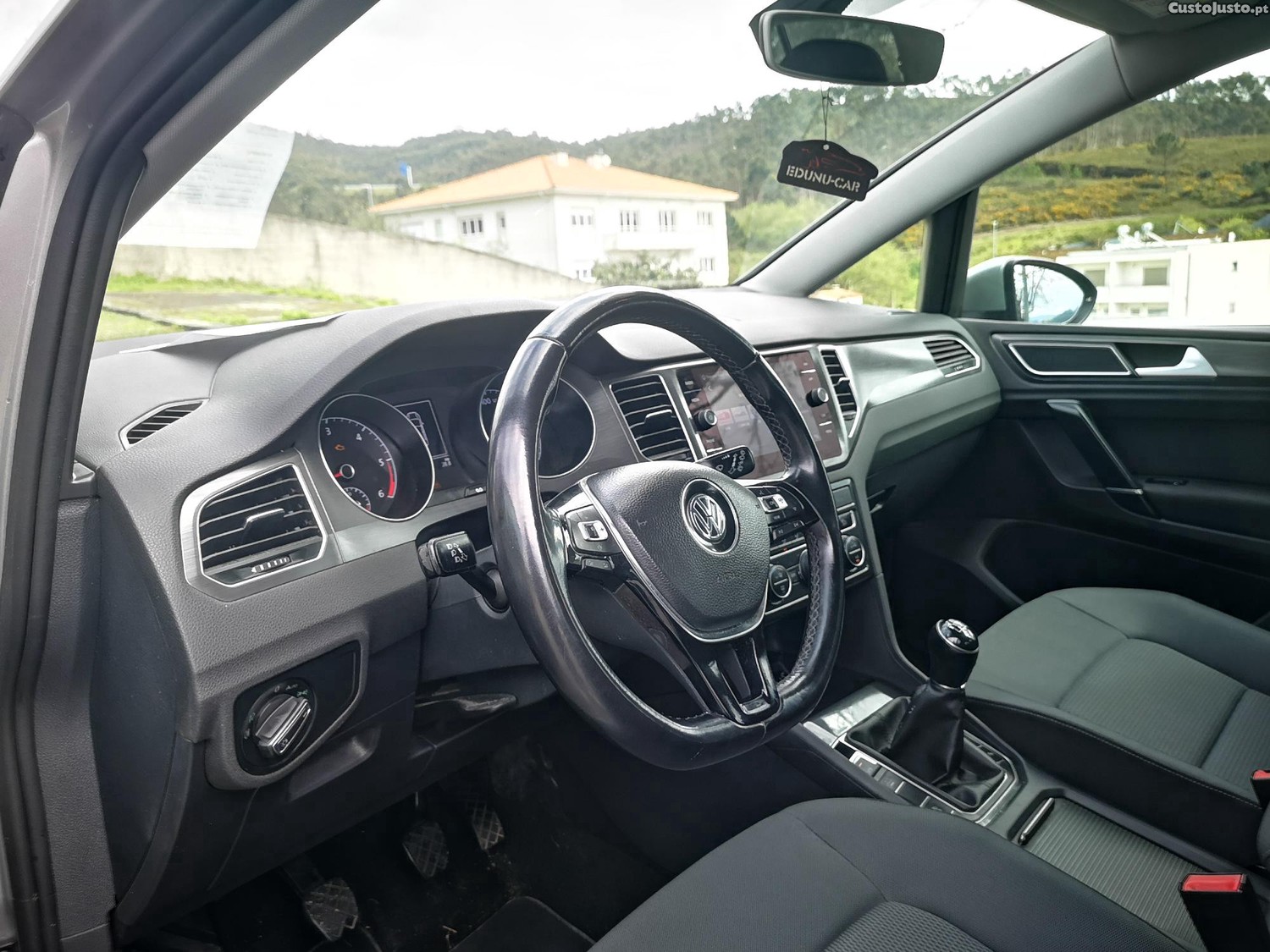 Volkswagen Golf SportsVan 1.6TDI 115cv GPS EDITION - Camara de Marcha Tras - C/ Garantia - "Preço Imbativel" — fotografia 12