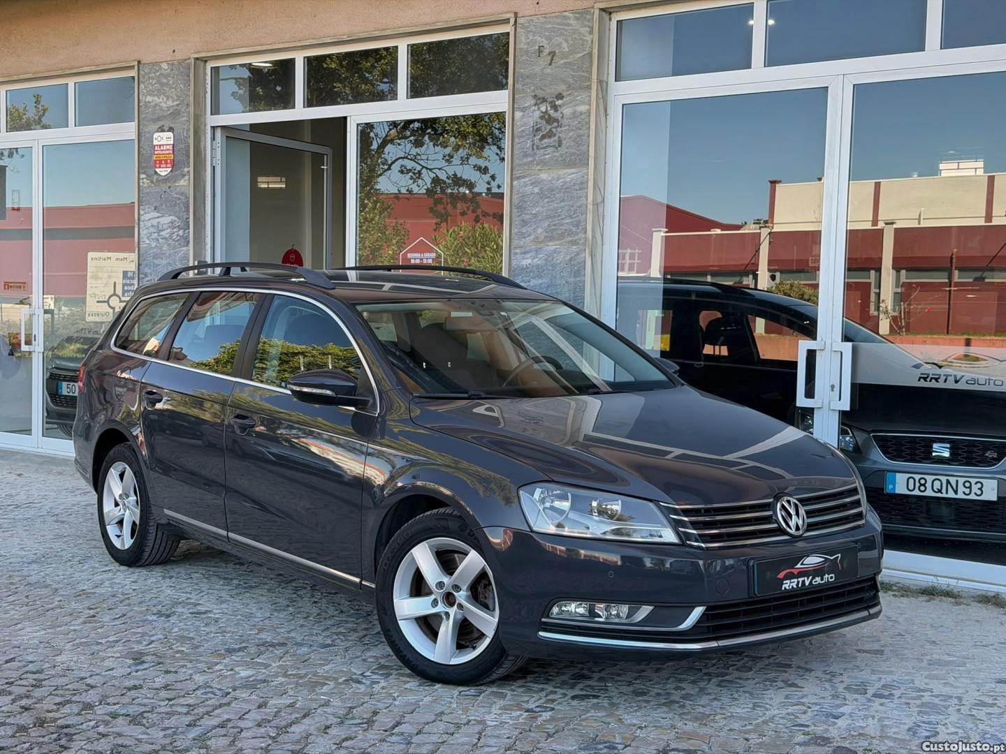 Volkswagen Passat 1.6 TDI BlueMotion — fotografia 12