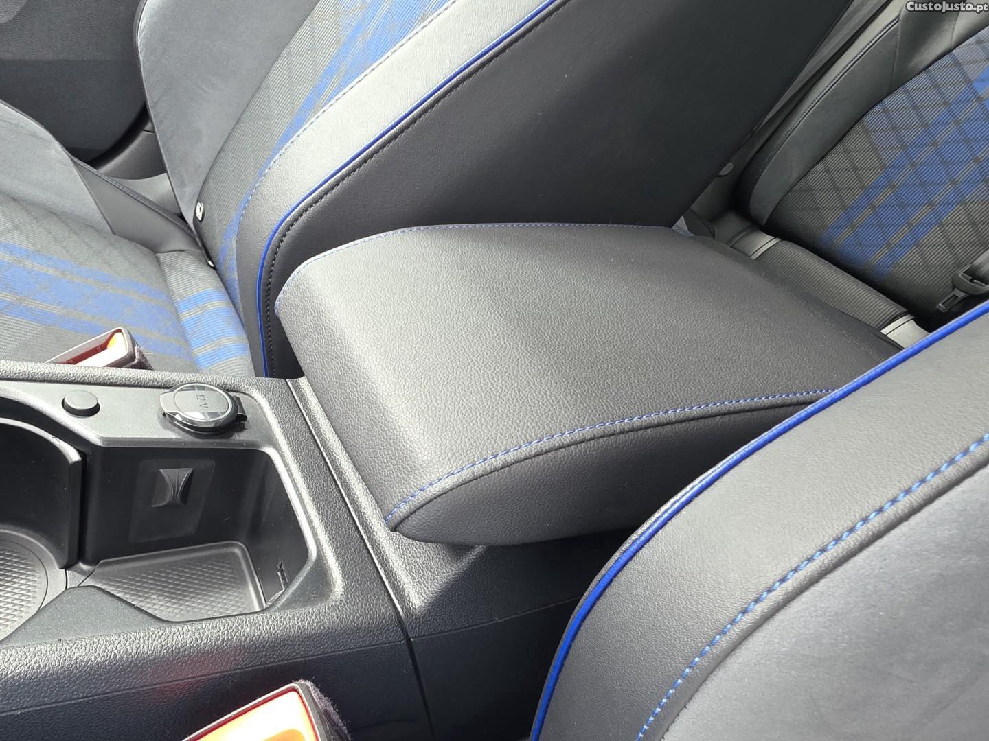 Volkswagen Golf 2.0 TSI R DSG — fotografia 19