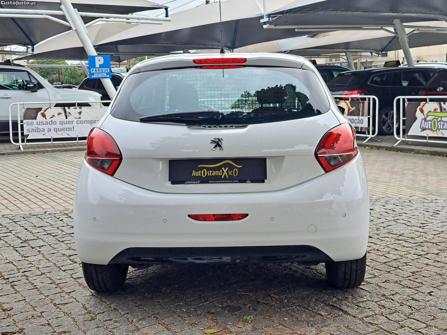 Peugeot 208 1.5 BlueHDi Active — fotografia 10