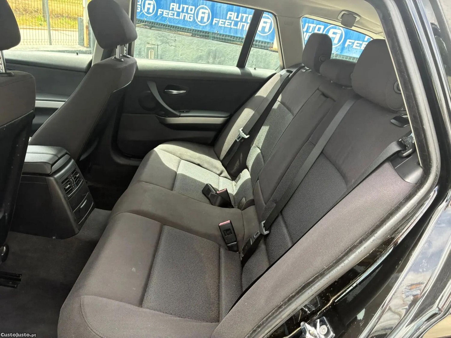 BMW 318 d Touring — fotografia 3