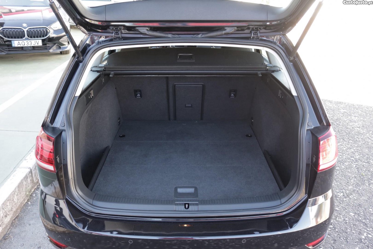 Volkswagen Golf Variant 1.0 TSI Confortline 115cv — fotografia 48
