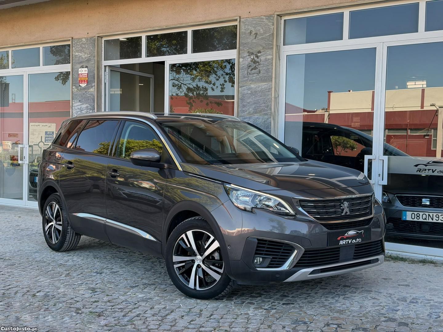 Peugeot 5008 1.5 BlueHDi Allure Pack EAT8 — fotografia 14