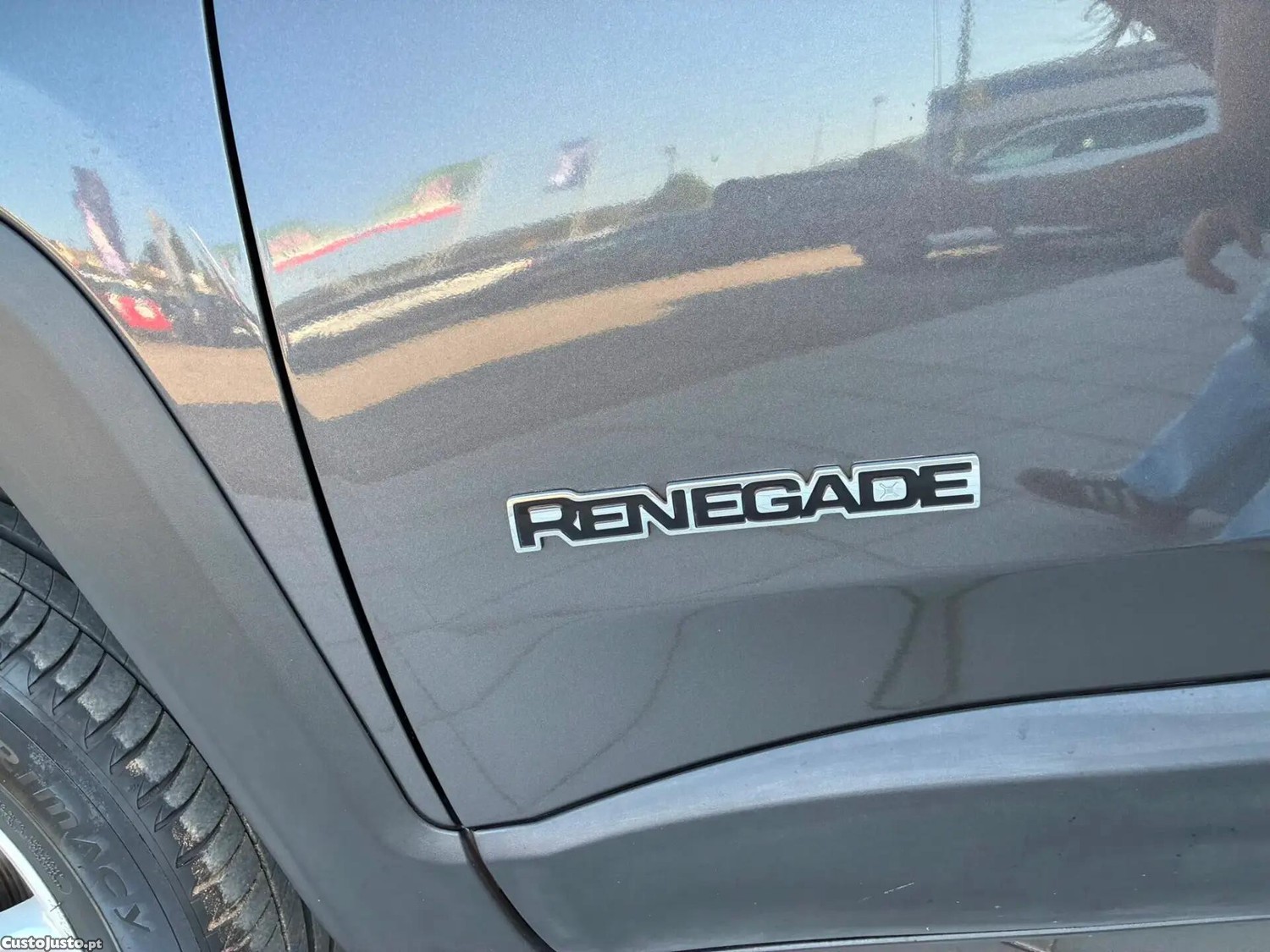 Jeep Renegade 1.0 T Longitude — fotografia 21