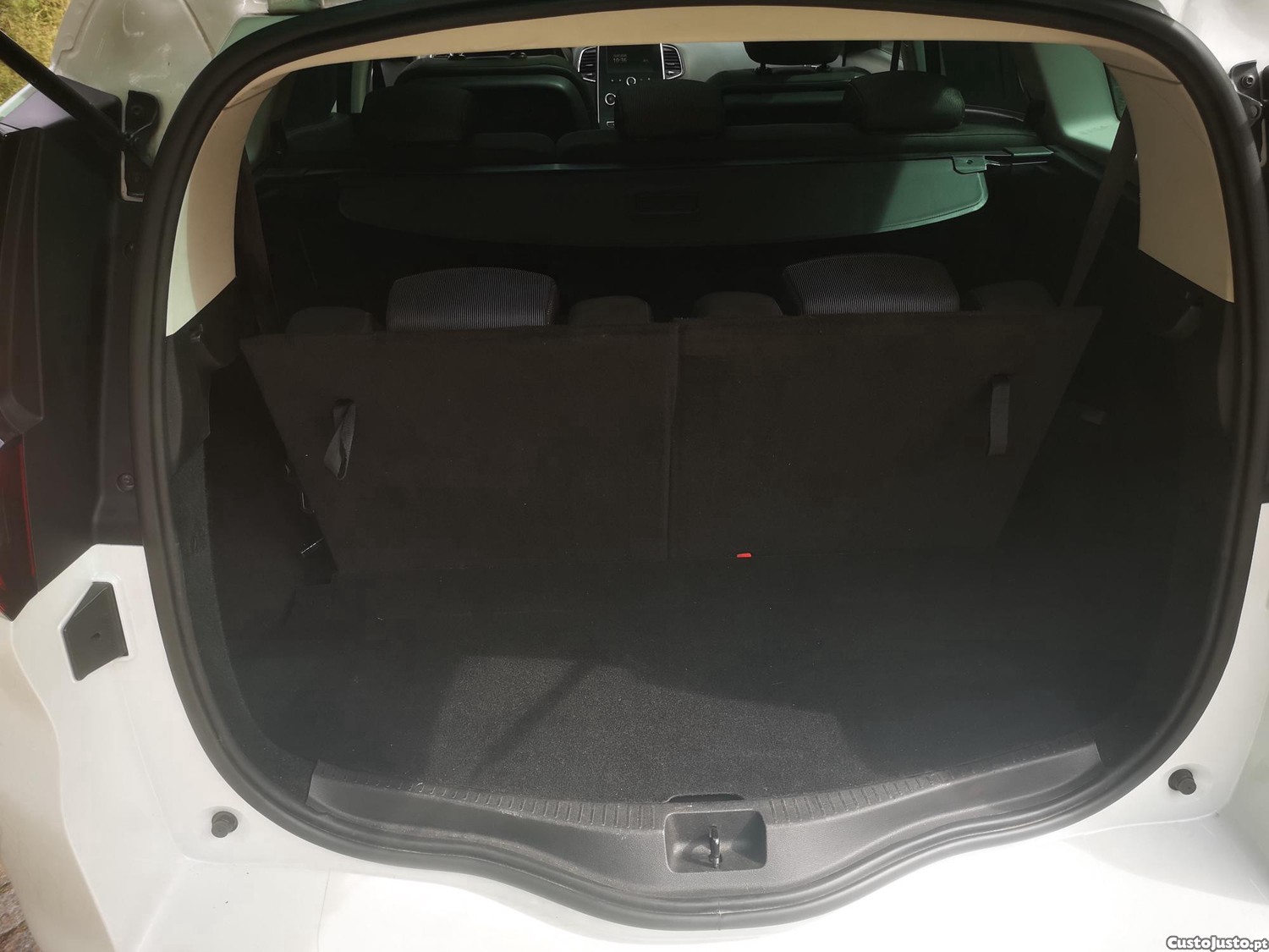 Renault Grand Scénic 1.6 DCI 130cv Intens - 7 lugares - Teto Panorâmico - C/ Garantia — fotografia 12