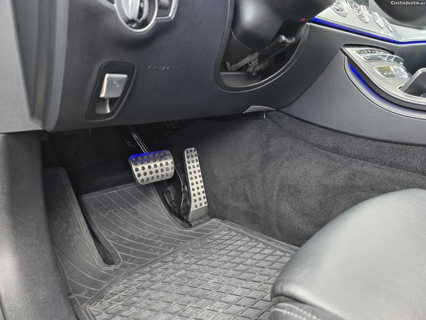 Mercedes-Benz E 220 d AMG Line Aut. — fotografia 8