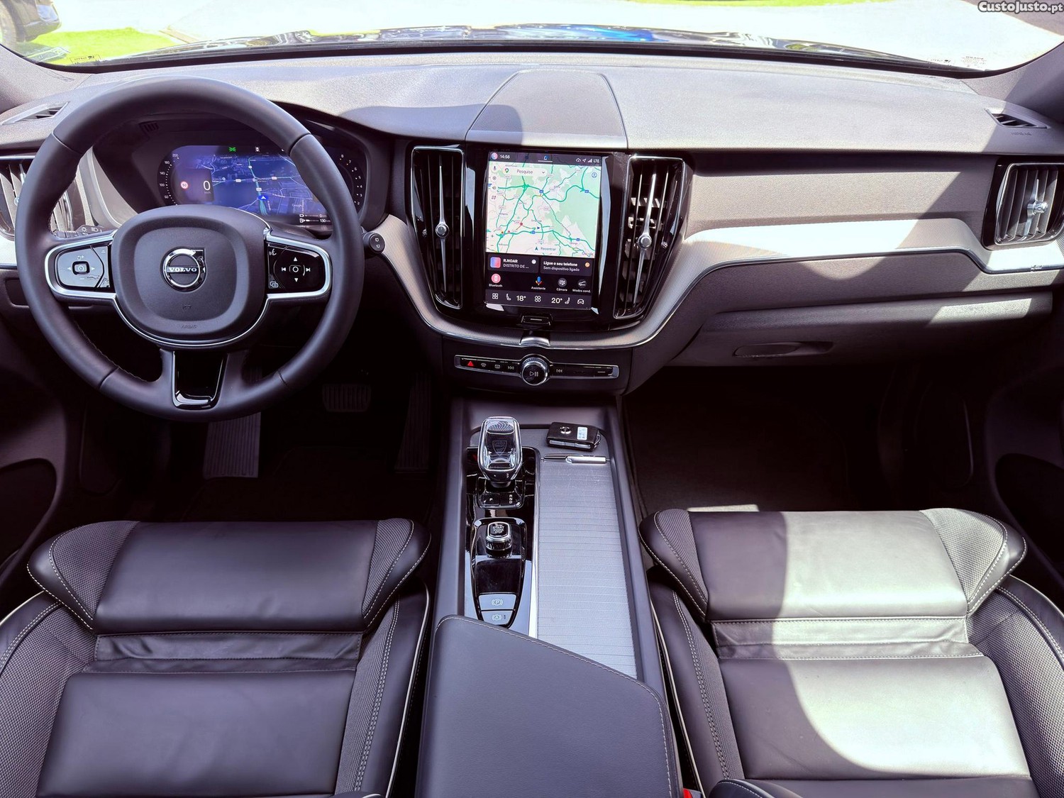 Volvo XC 60 2.0 T6 PHEV Black Edition AWD — fotografia 7