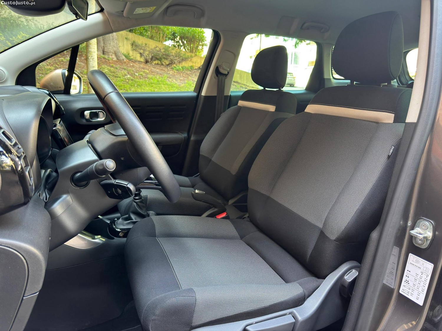 Citroën C3 1.2 PureTech C-Series — fotografia 10