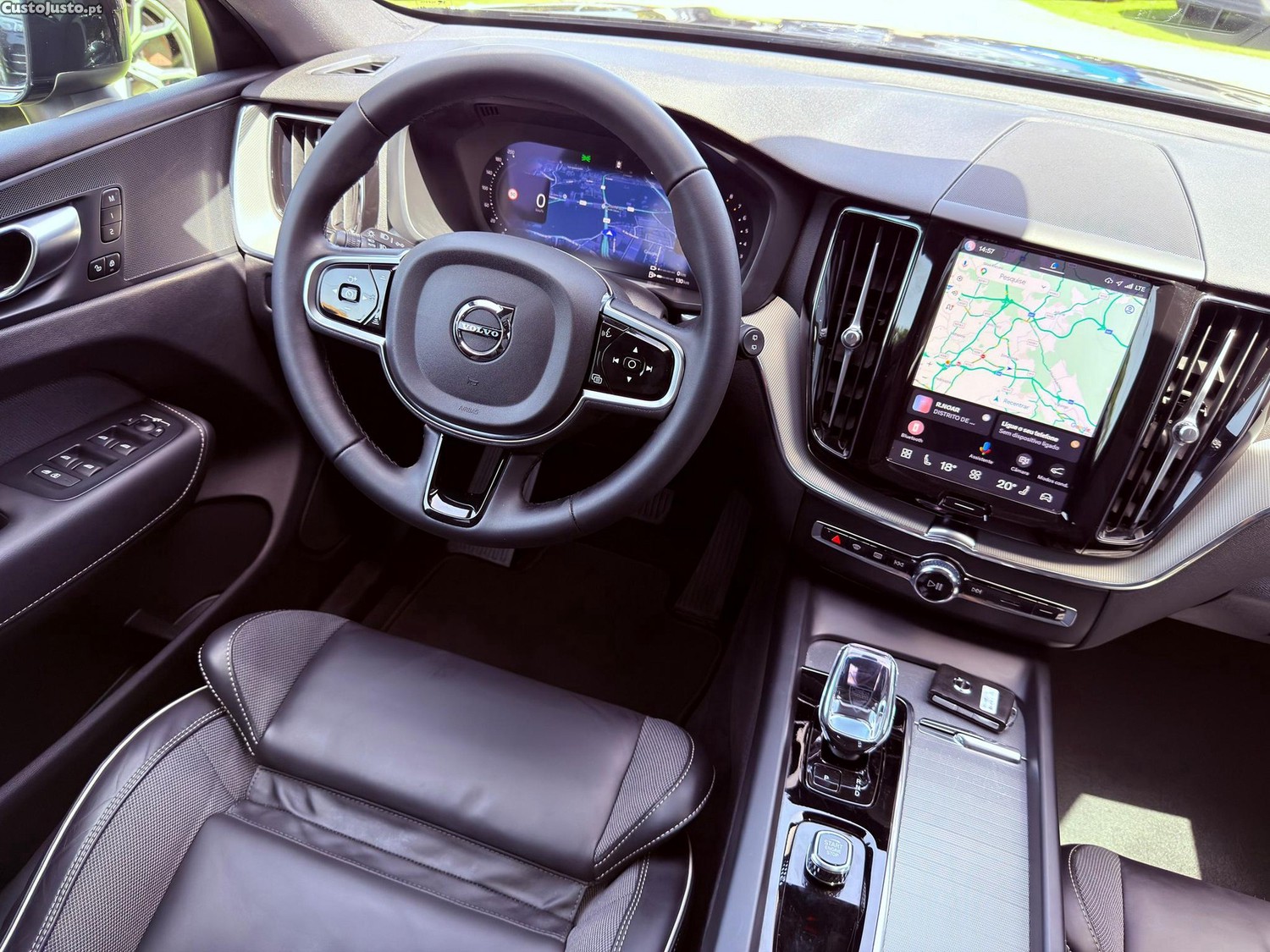 Volvo XC 60 2.0 T6 PHEV Black Edition AWD — fotografia 6