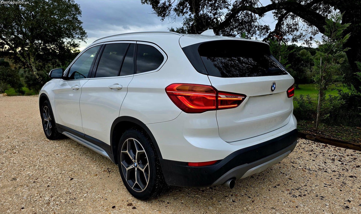 BMW X1 SDrive16d XLine — fotografia 7