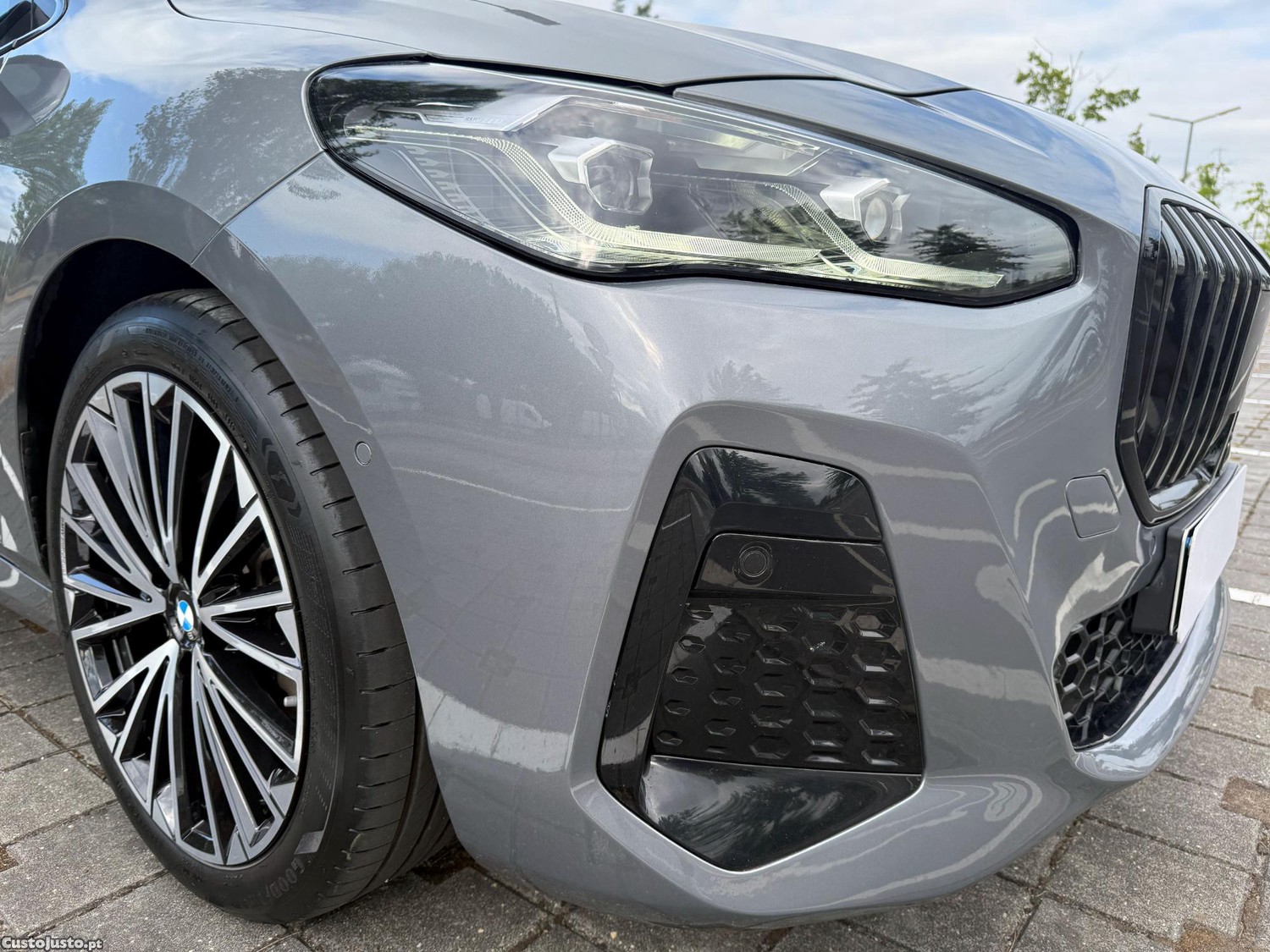 BMW 218 Active Tourer d Pack Desportivo M Auto — fotografia 11