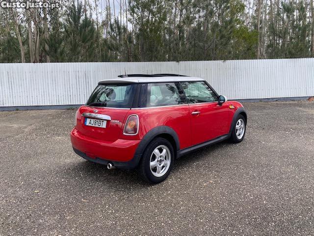 MINI Cooper D 1.6 110 CV 2009 — fotografia 7