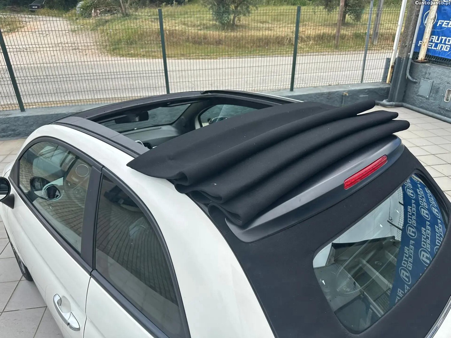 Fiat 500C 1.0 Hybrid Lounge — fotografia 18