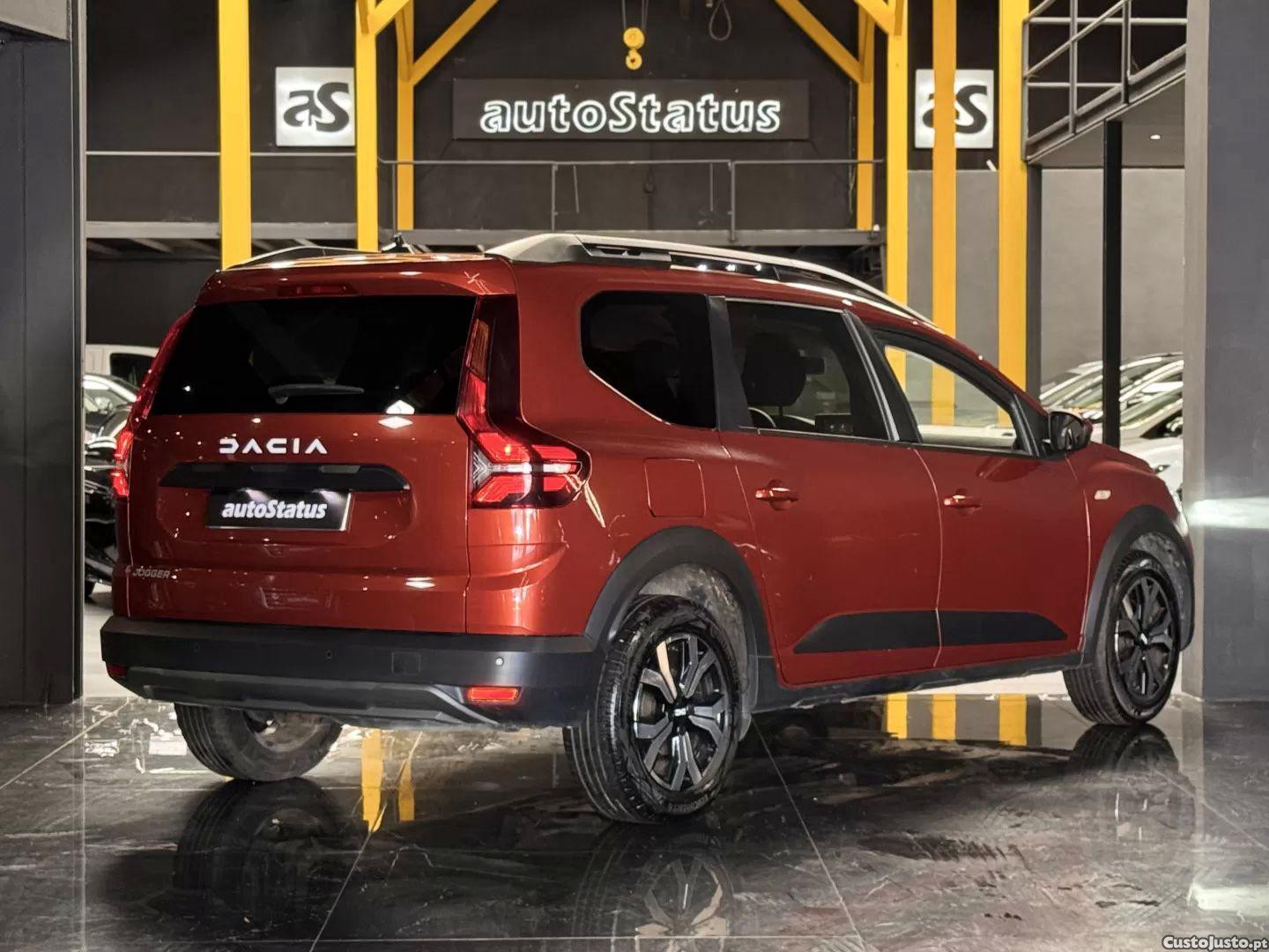 Dacia Jogger 1.0 eco-g expression bi-fuel — fotografia 17