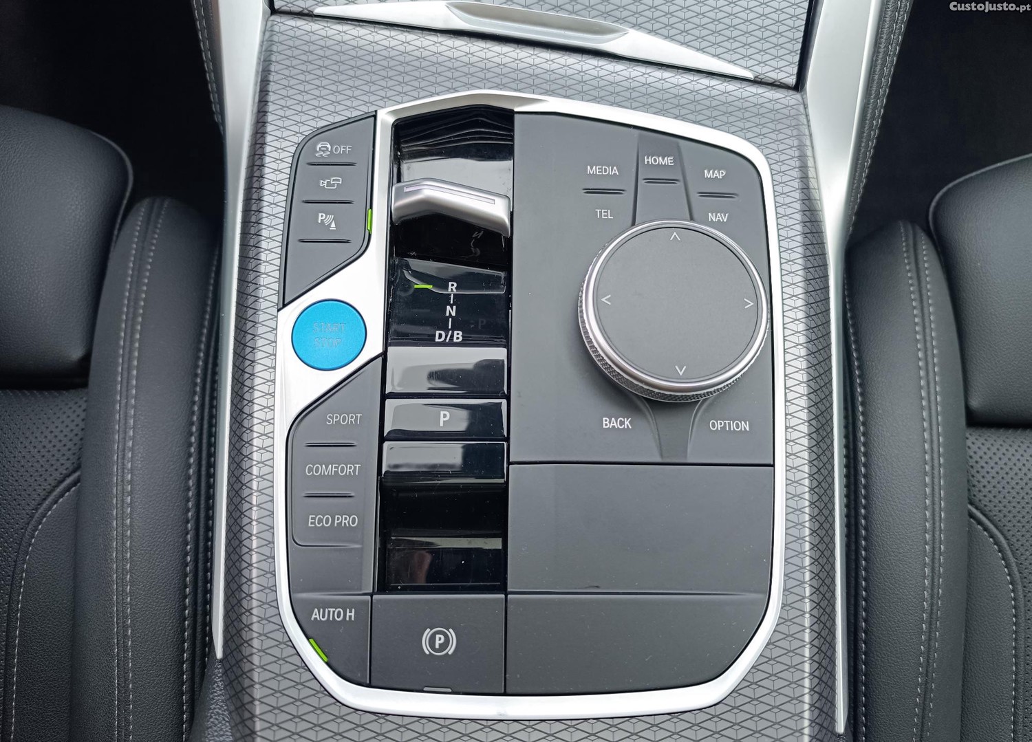 BMW i4 eDrive35 Pack Desportivo M Pro — fotografia 4