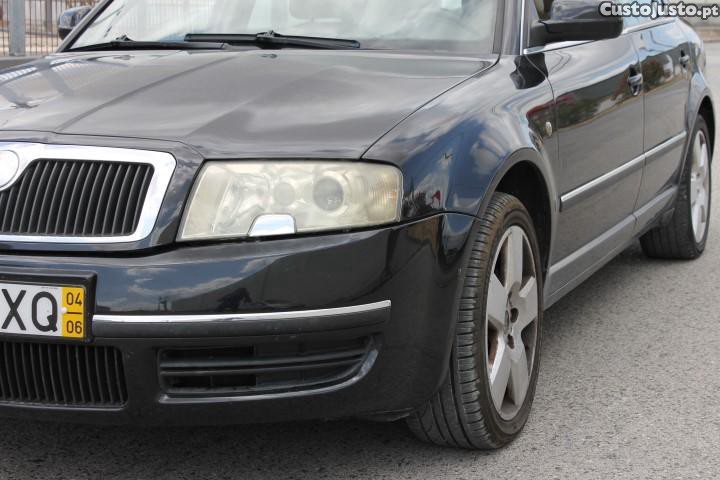 Skoda Superb () — fotografia 10