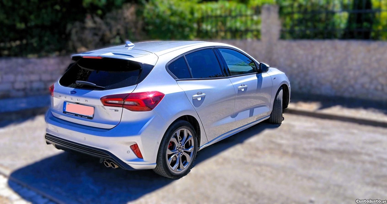 Ford Focus St-Line SIP 1.0 Ecoboost MHEV 125 CV Euro 6.2 — fotografia 5