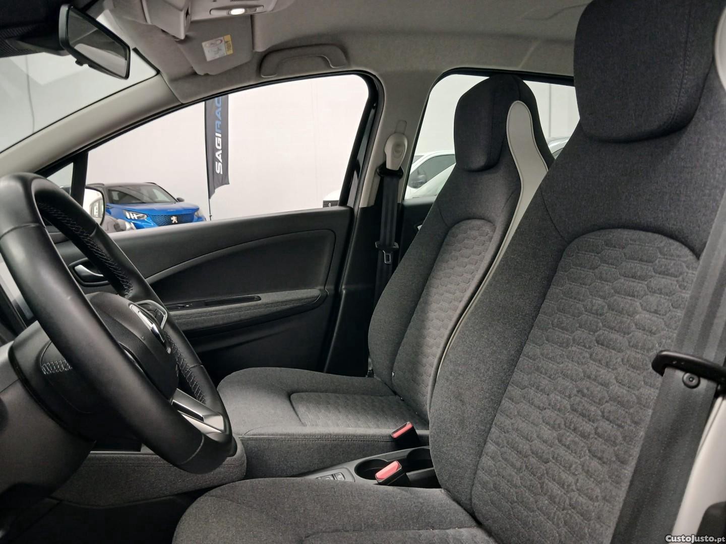 Renault Zoe (c/ Bateria) E-Tech EV50 Equilibre — fotografia 7