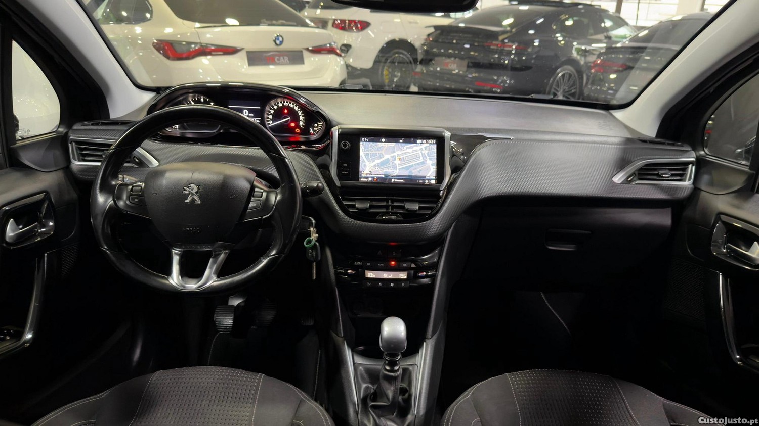 Peugeot 208 1.5 BlueHDi Allure — fotografia 7