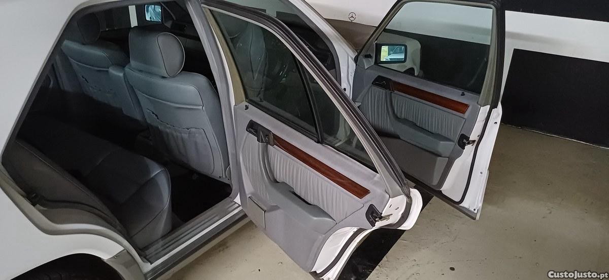 Mercedes-Benz 200 E — fotografia 8