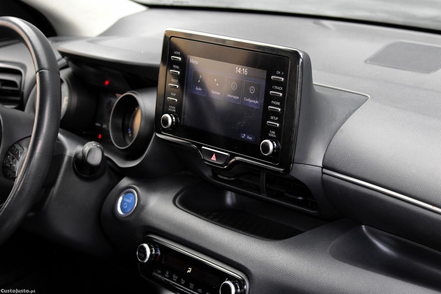 Toyota Yaris 1.5 HDF Comfort — fotografia 17