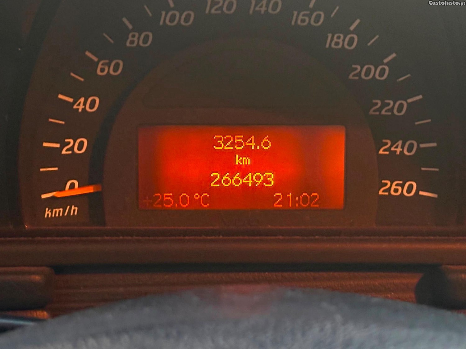 Mercedes-Benz C 220 Clássica — fotografia 3