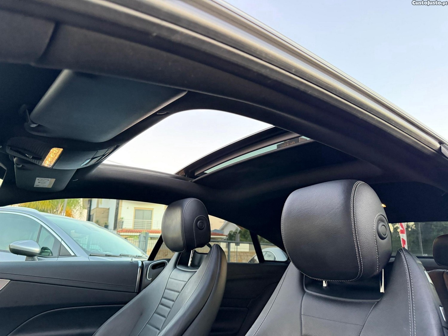 Mercedes-Benz E 220 d AMG Line — fotografia 13