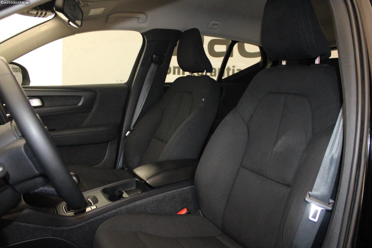 Volvo XC 40 1.5 T2 MOMENTUM CORE — fotografia 10
