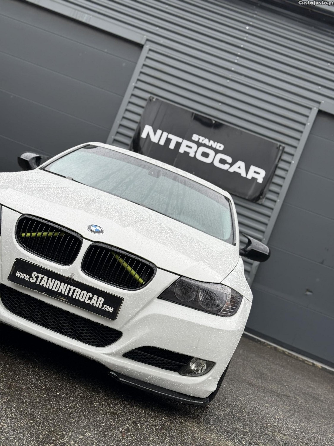 BMW 318 D TOURING C/ EXTRAS PACK M — fotografia 10