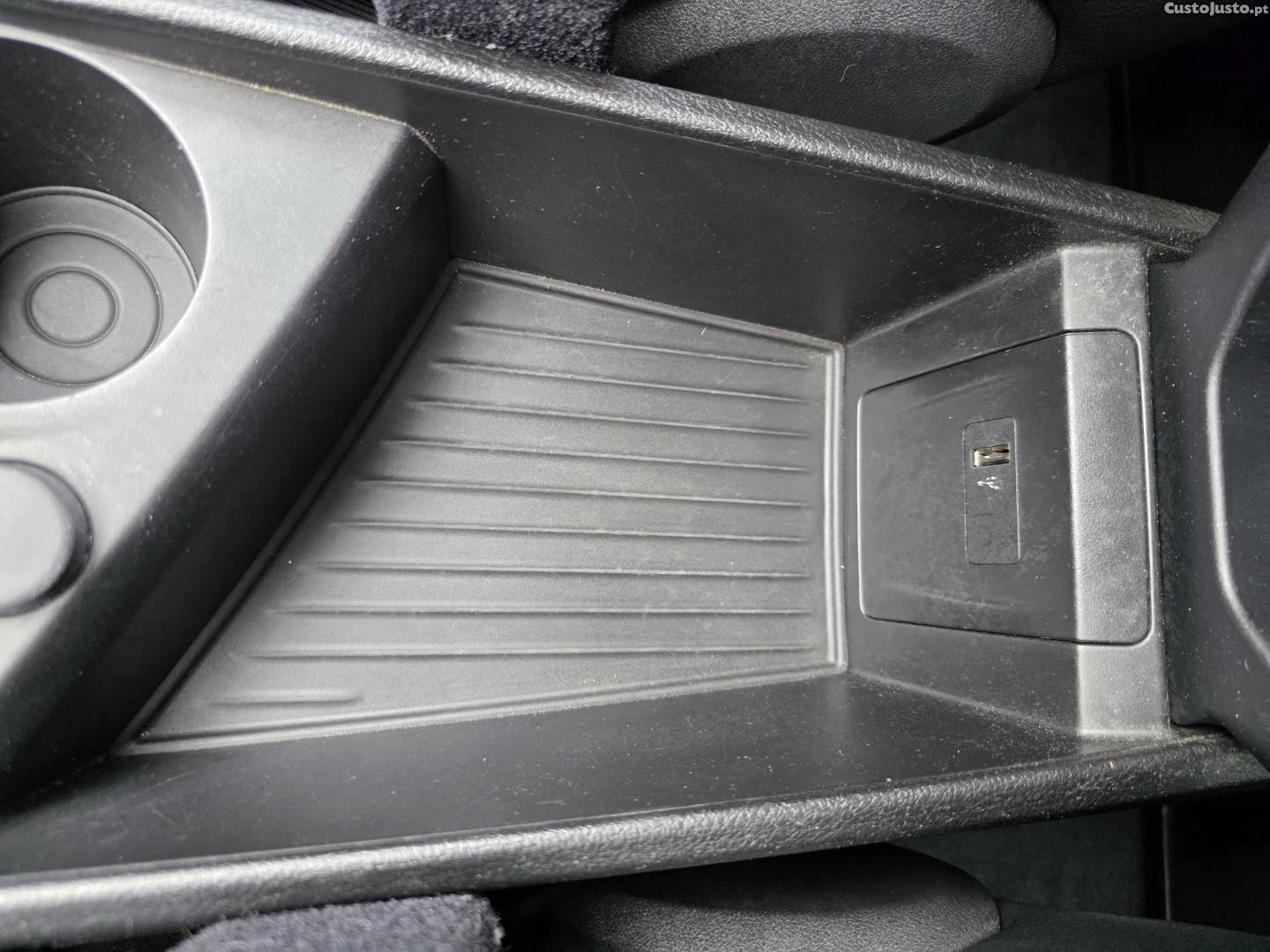 BMW 216 Gran Tourer d 7L Line Sport — fotografia 14