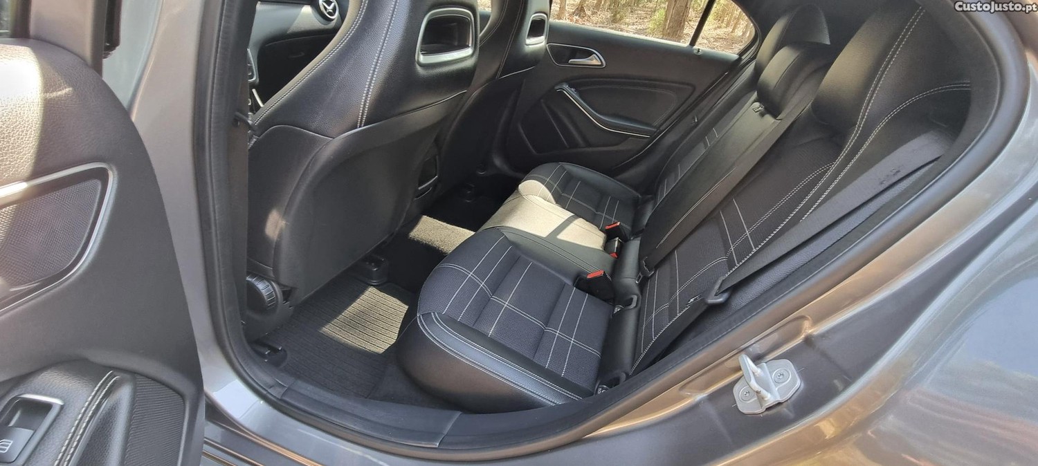 Mercedes-Benz A 160 Cdi Urban Nacional — fotografia 4