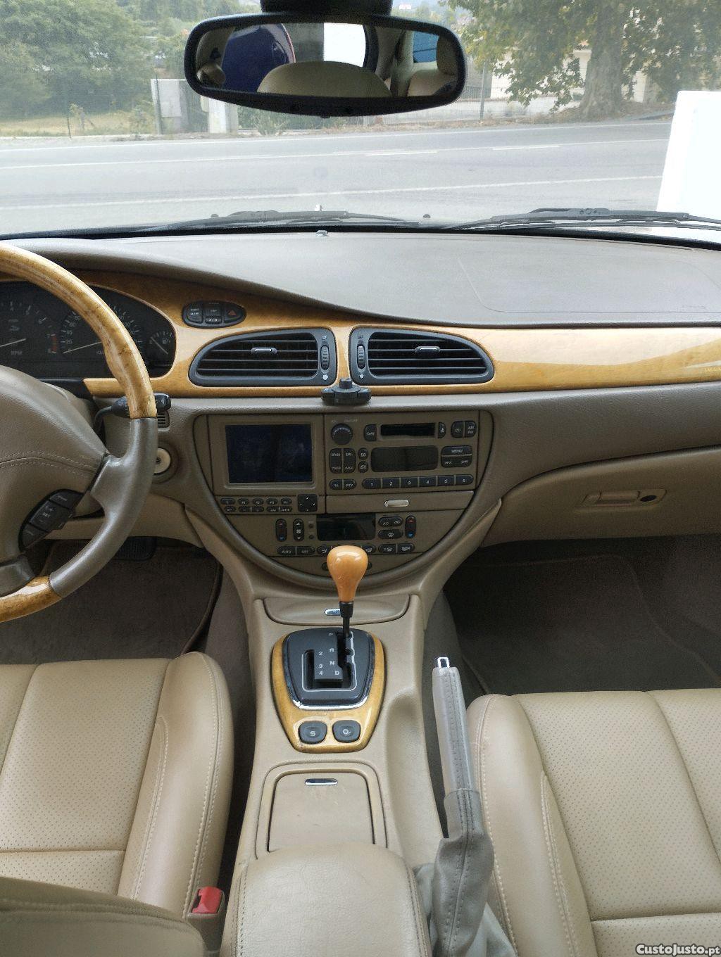 Jaguar S-Type 3.0 V6 Executive Auto. — fotografia 3