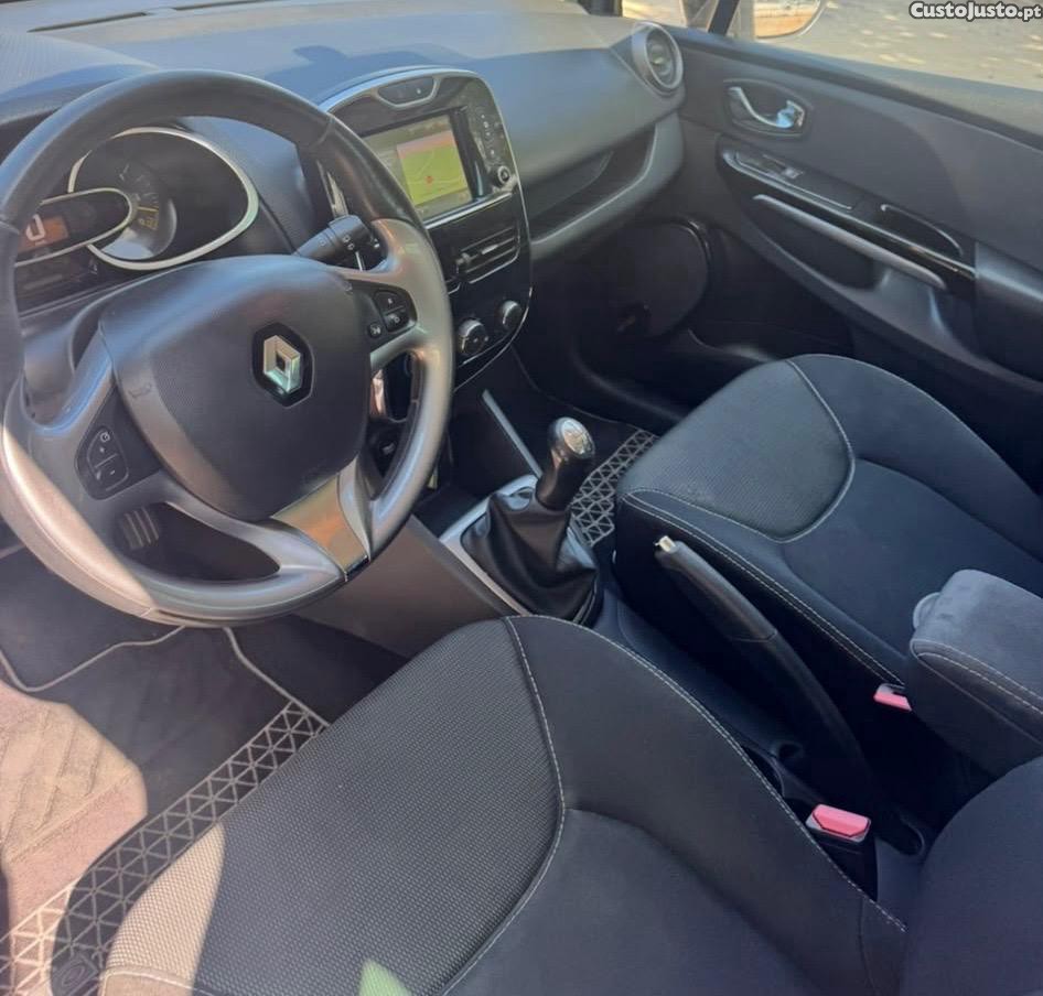 Renault Clio 1.5 DCI — fotografia 3