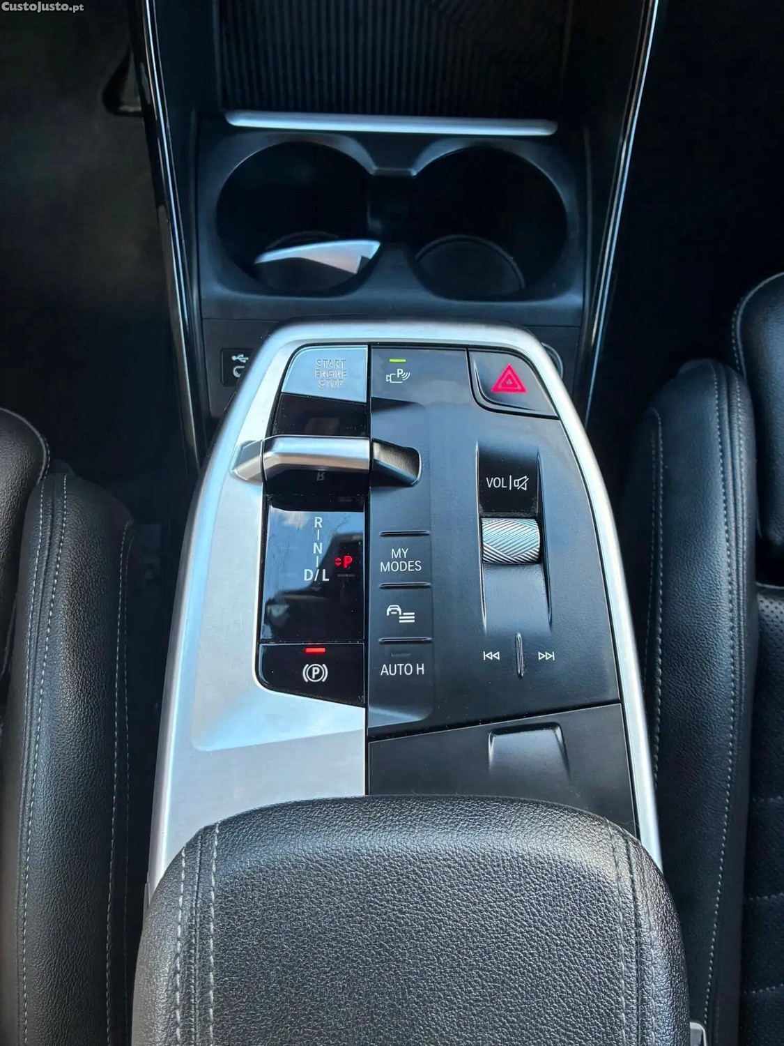 BMW 218 Active Tourer i Line Luxury Auto — fotografia 10
