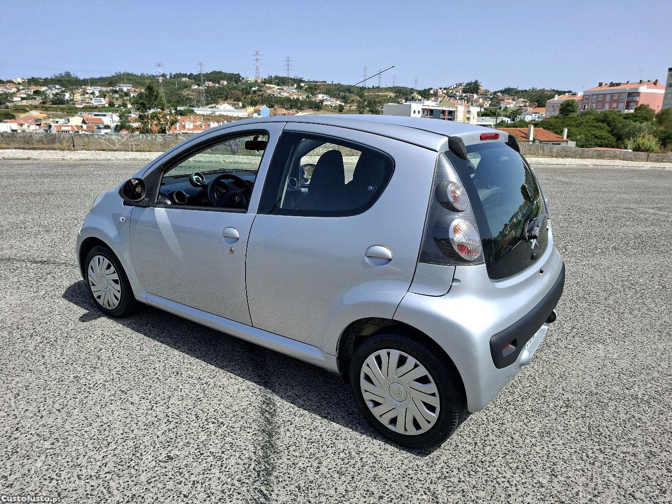 Citroën C1 1.4 Hdi Revisão feita — fotografia 9