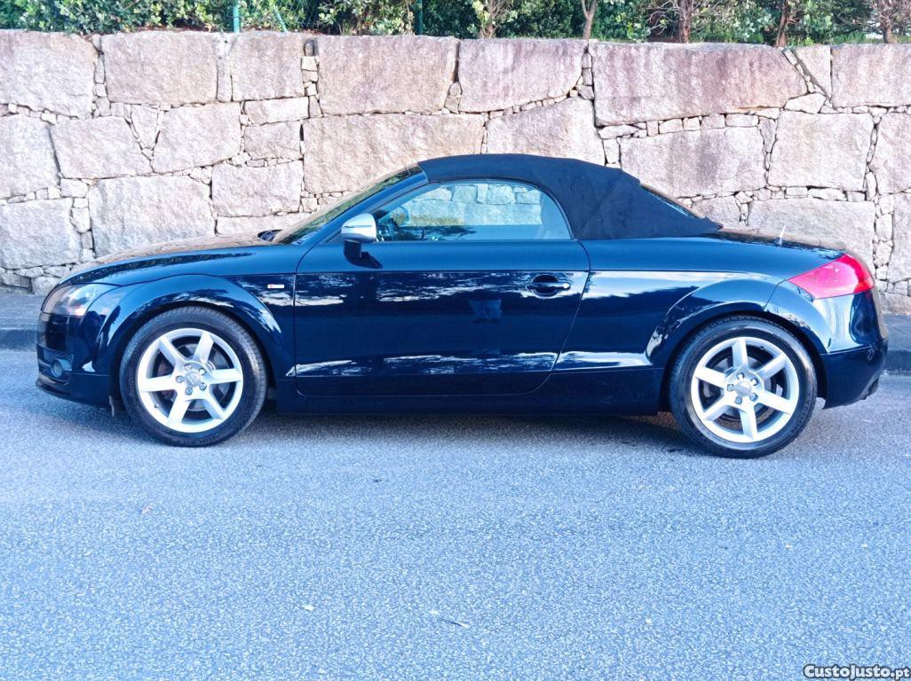 Audi TT Cabrio-200cv-Garantia — fotografia 19