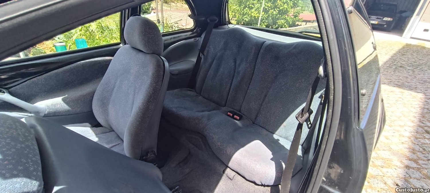 Ford KA 1.3 Gasolina — fotografia 6