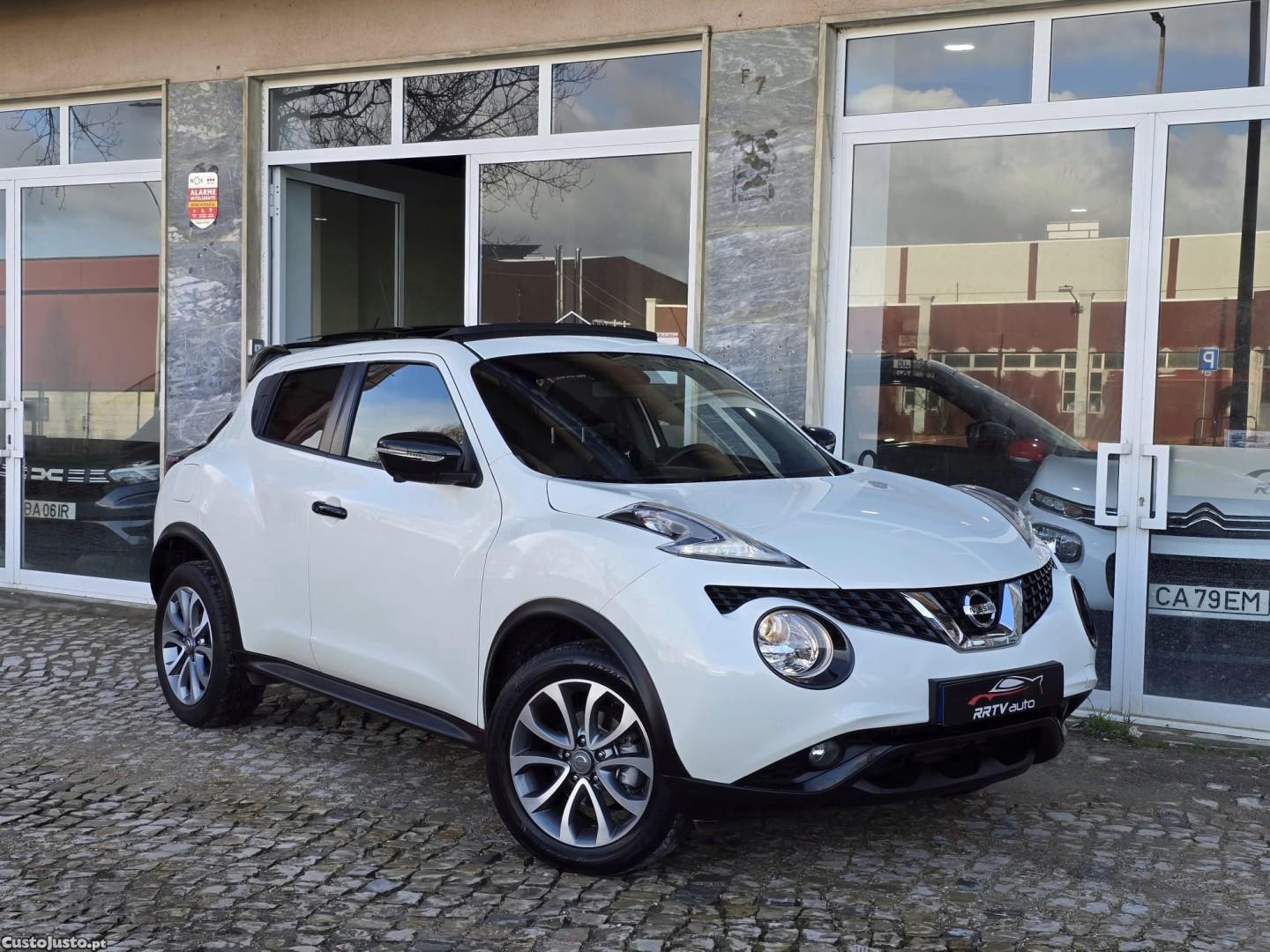 Nissan Juke 1.2 DIG-T Acenta — fotografia 17