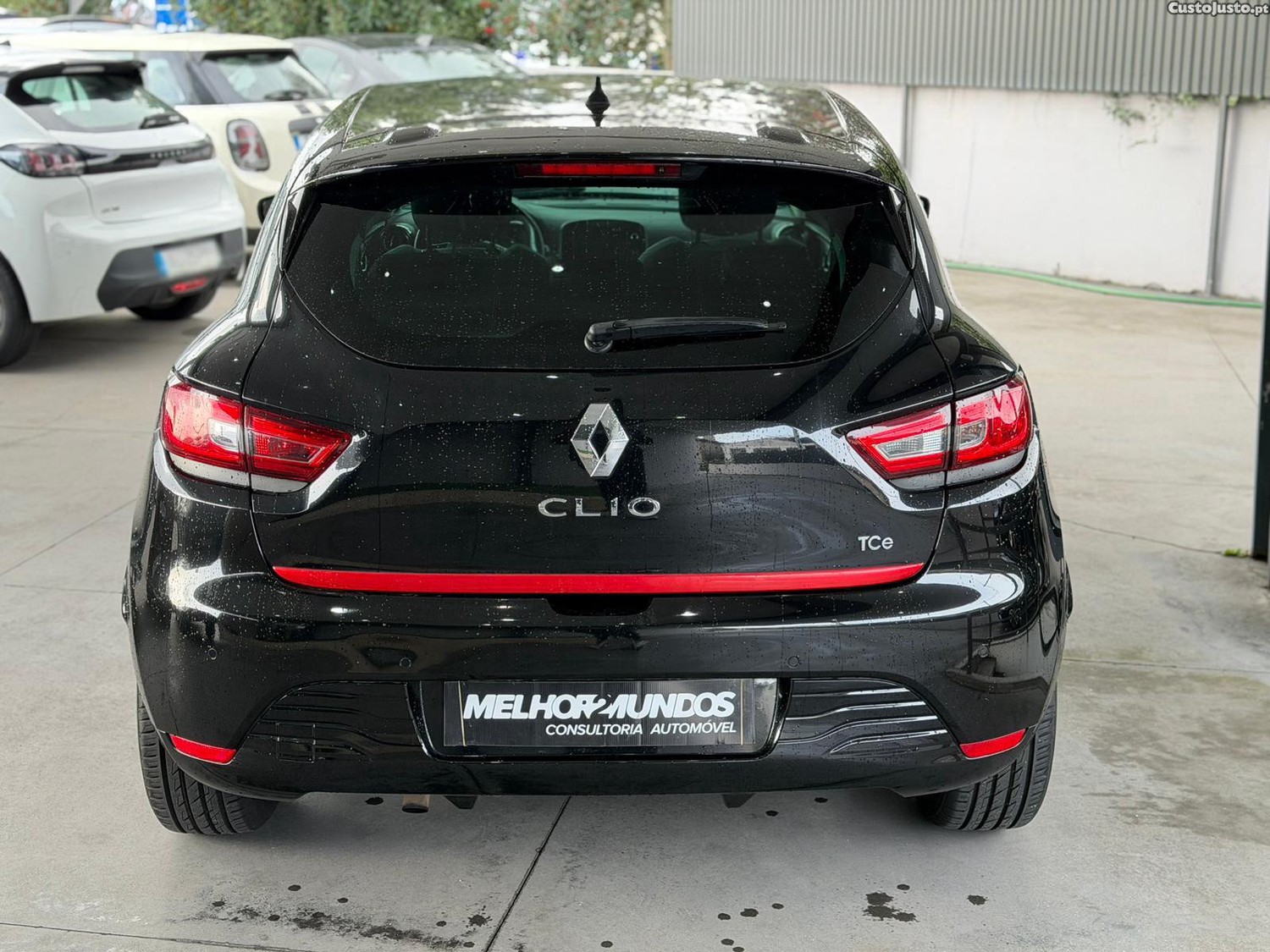 Renault Clio 0.9 TCE Dynamique S — fotografia 13