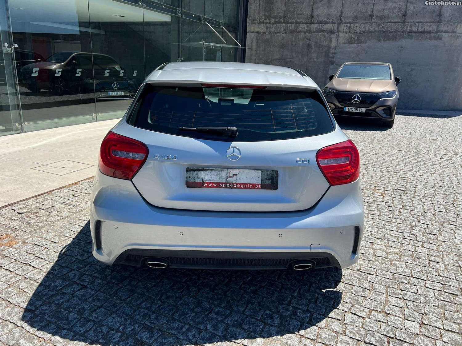 Mercedes-Benz A 180 CDi BlueEfficiency Edition AMG Line — fotografia 20