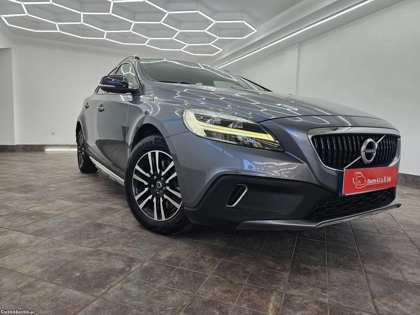 Volvo V40 2.0 d2 momentum — fotografia 15