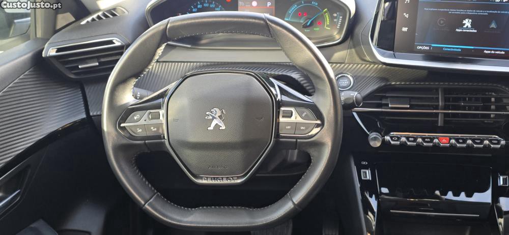 Peugeot e-208 50 kWh Allure Pack N — fotografia 12