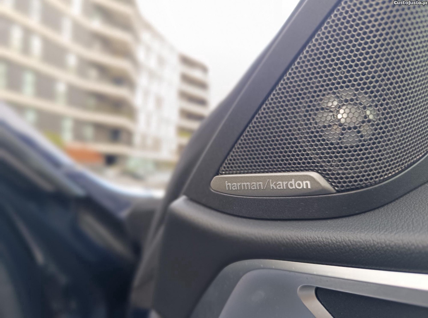 BMW i4 eDrive35 Pack Desportivo M Pro — fotografia 3