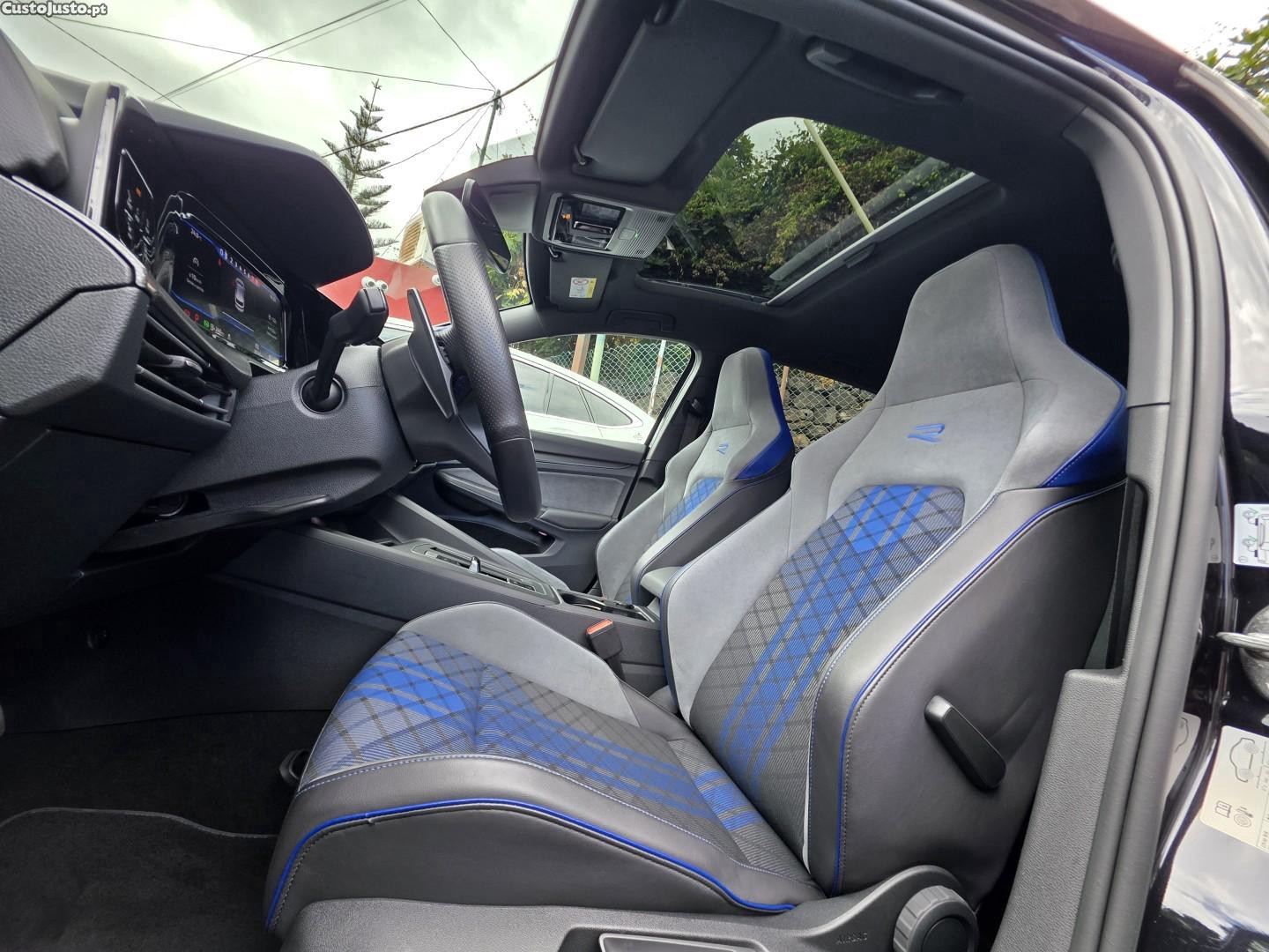 Volkswagen Golf 2.0 TSI R DSG — fotografia 48
